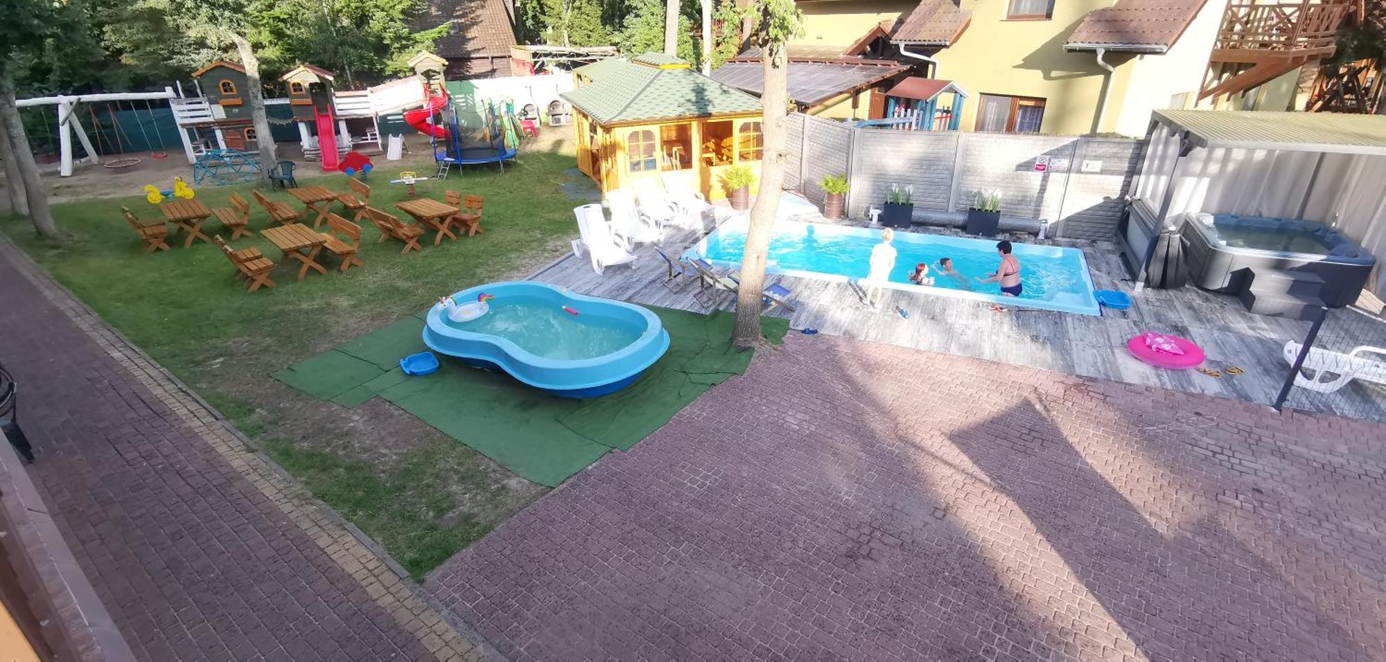 Pod Filarami Pobierowo Hotel Buitenkant foto